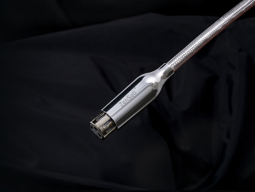 Authentica Digital Cable (XLR) (1M)