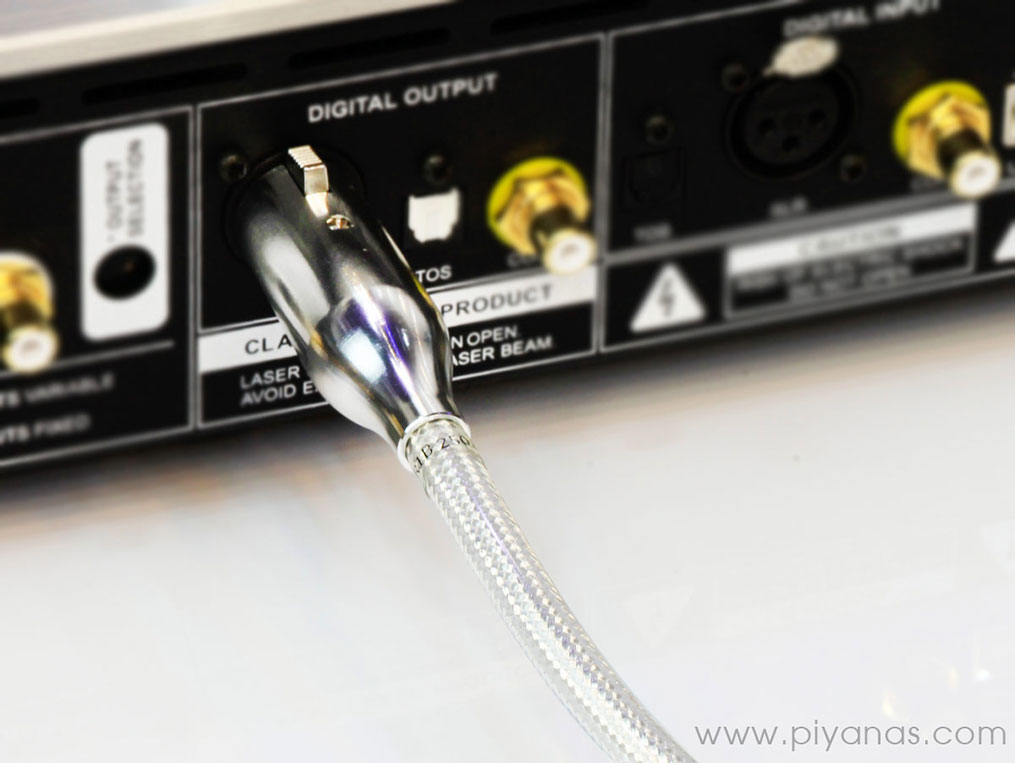 Authentica Digital Cable (XLR) (1M)