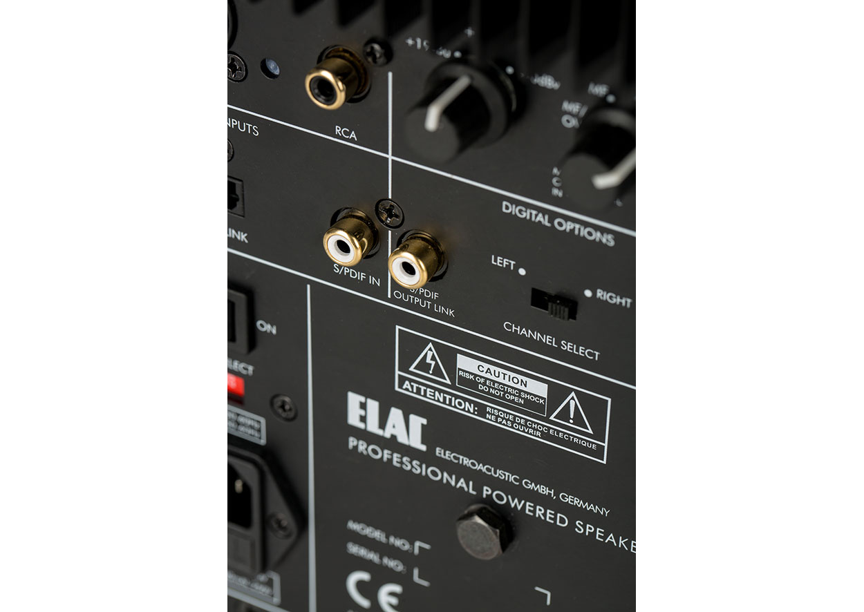 AM-200 (Active Monitor Speaker) 
(WHITE)