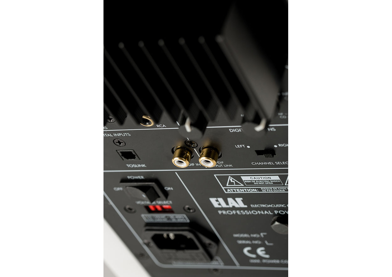 AM-200 (Active Monitor Speaker) 
(WHITE)