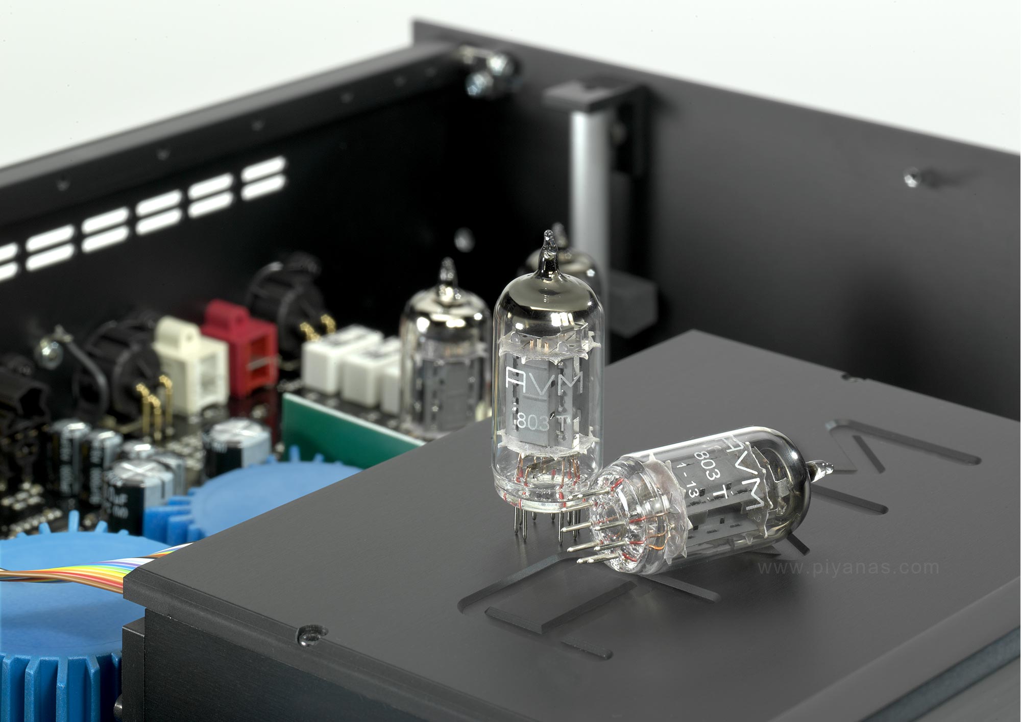 CD 8.2 (Silver)
(Demo) สินค้าตัวโชว์ราคาพิเศษ