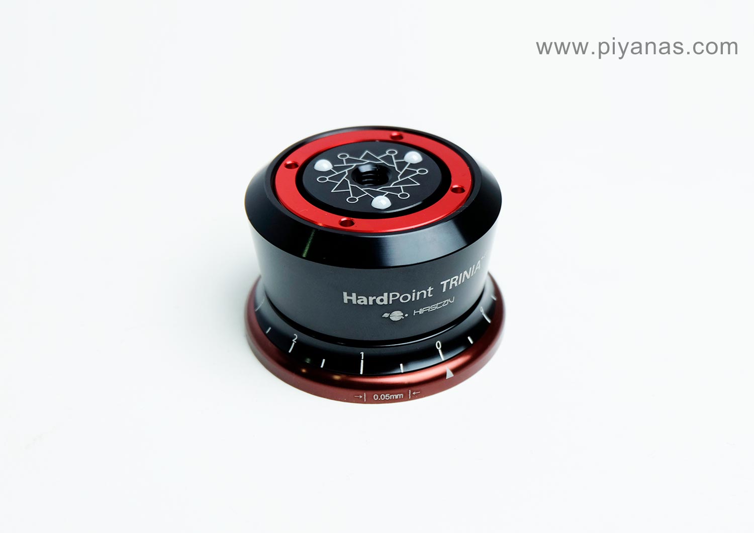 Hardpoint TRINIA (60 mm) 
(Red/Black) Set of 4
