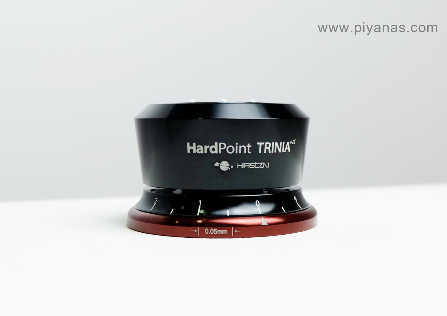 Hardpoint TRINIA (60 mm) 
(Red/Black) Set of 4
