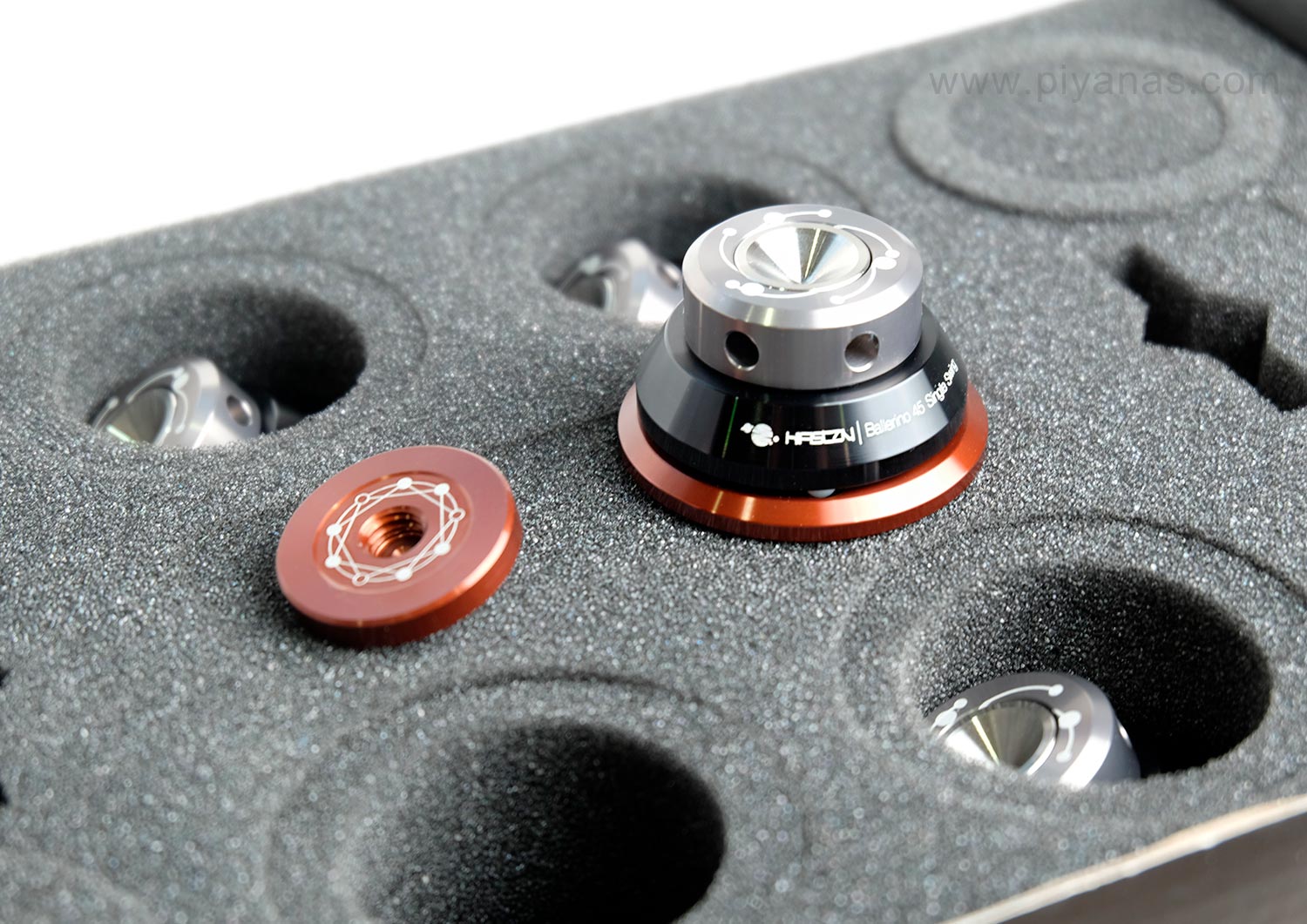 Ballerino 45 single swing (45 mm) 
Set of 4 (Black/Silver)