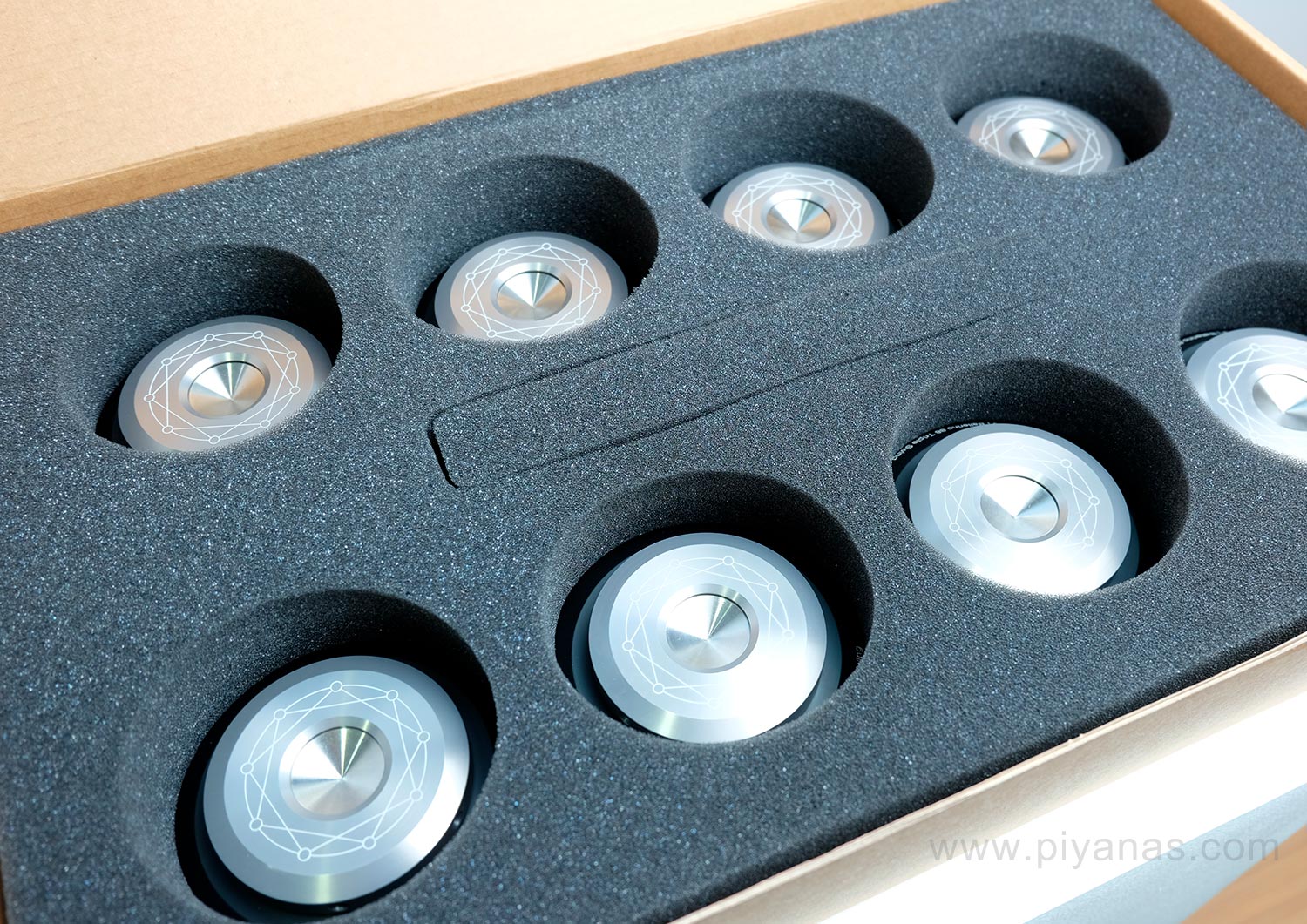 Ballerino 88 triple swing (88 mm) 
Set of 8 (Black/Silver)