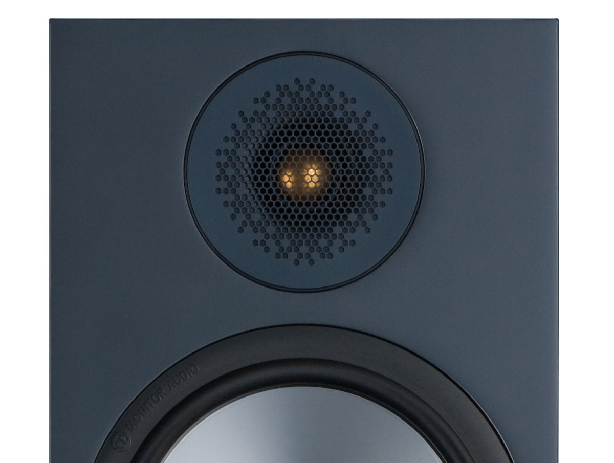 Bronze-500 (Black) 6G 
สินค้าตัวโชว์ราคาพิเศษ