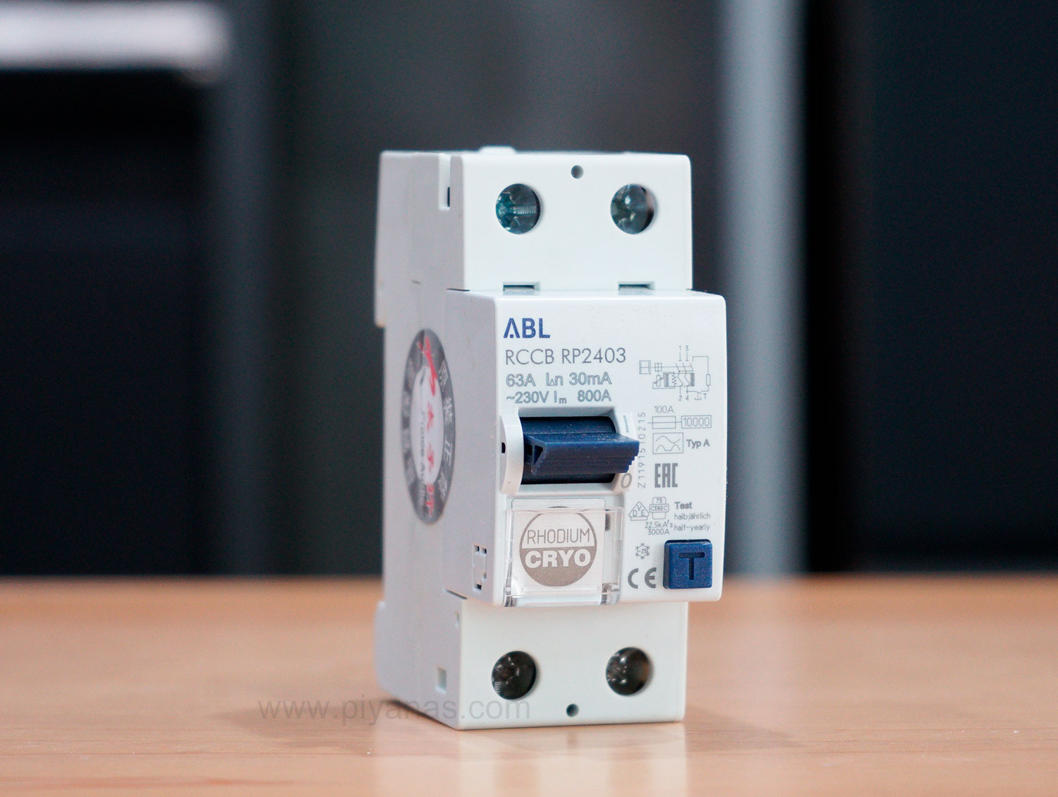 เบรกเกอร์ ABL รุ่น Rhodium Cryo 
ชนิด 2 Pole (ตัวแม่) ค่า 63A
