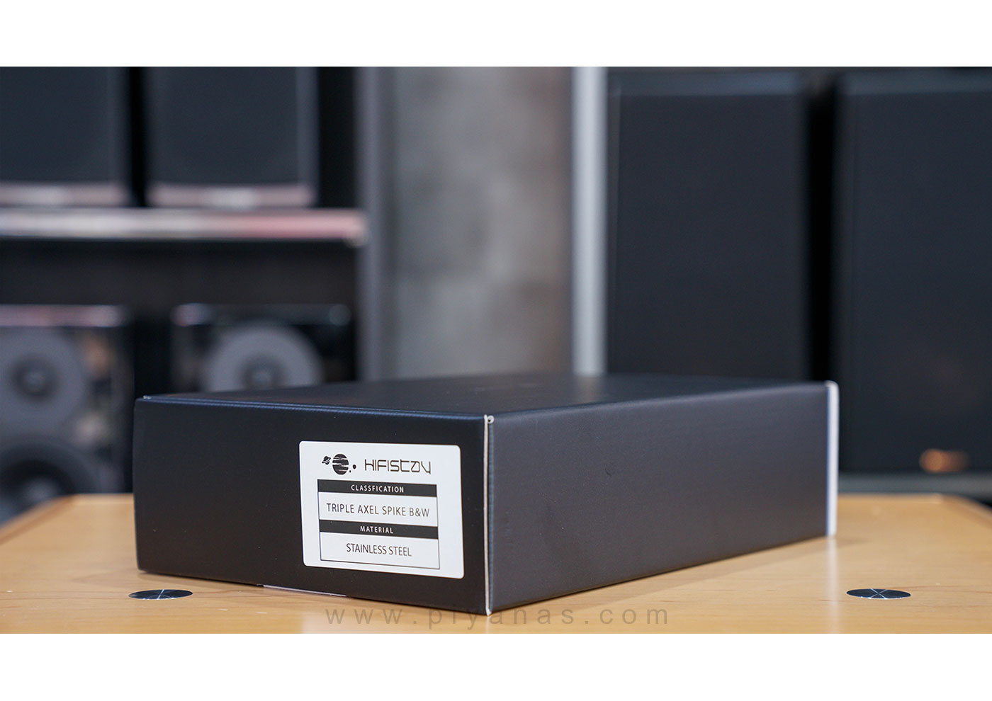 Triple Axel for B&W
(Silver/Silver) Set of 8