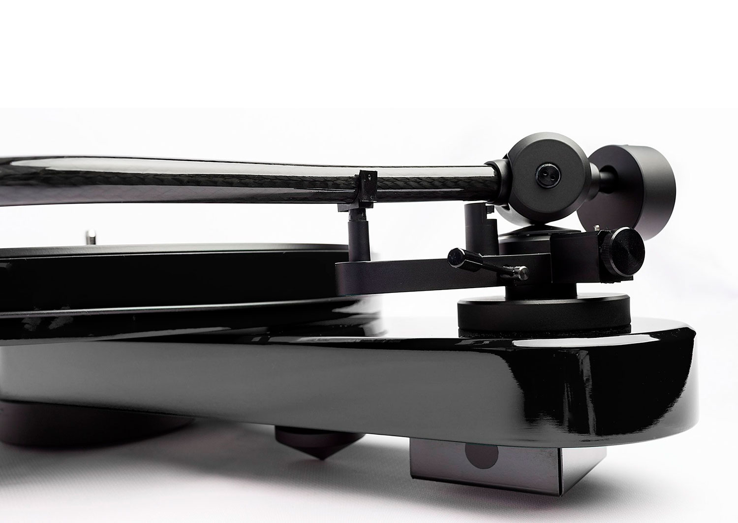 RPM-3 Carbon (Piano Black)
+ Phono box DS2
