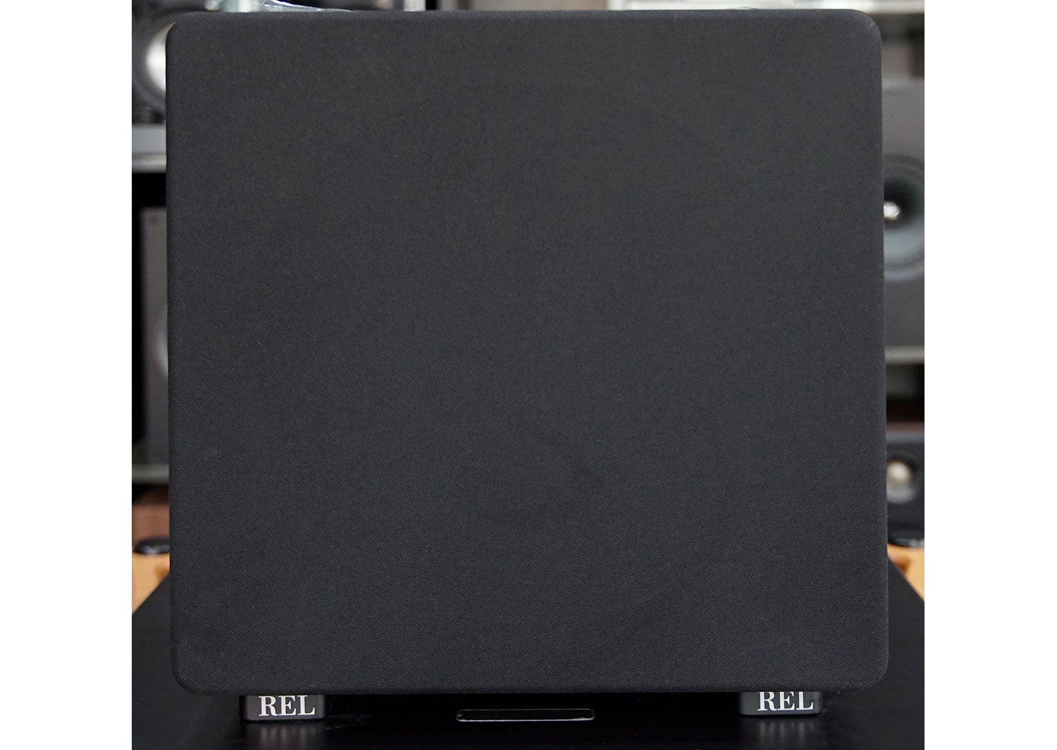 REL HT-1205 (Black)
(Demo) สินค้าตัวโชว์ราคาพิเศษ (สุขุมวิท 101/1) 