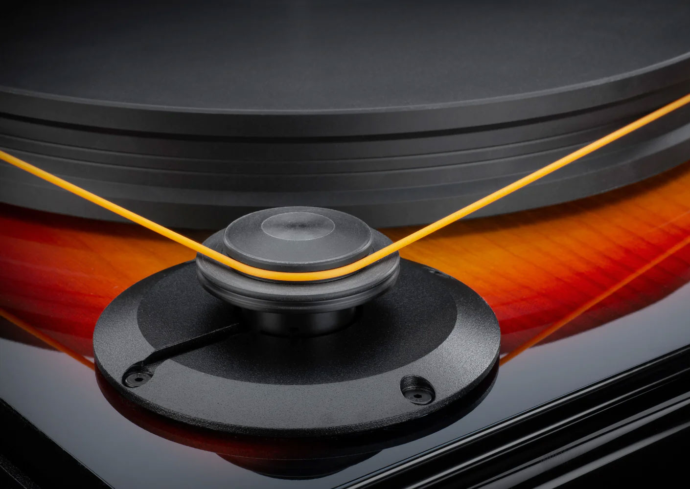 Fender Precisiondeck 
(พร้อมหัวเข็ม รุ่น Master Tracker)