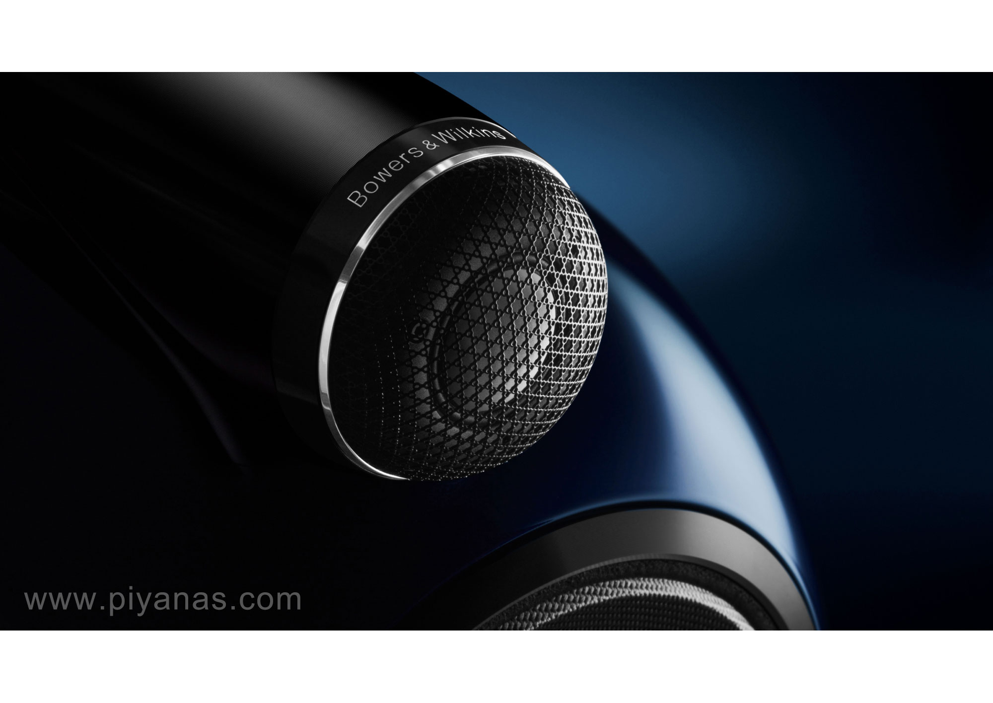 801 D4 Signature 
(Midnight Blue Metallic)