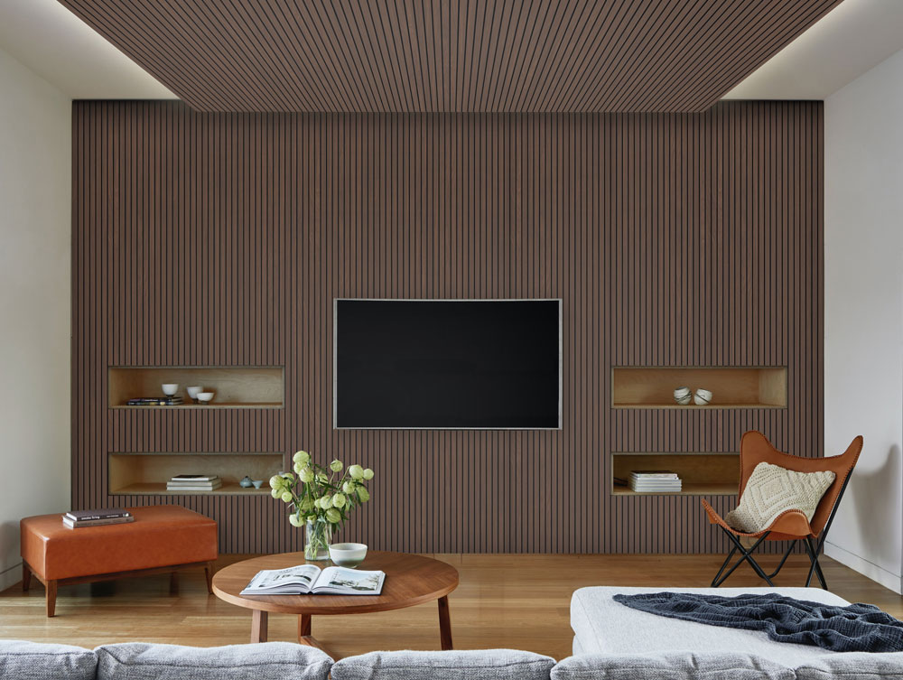 VicStrip 240 (Natural Walnut)
2400x595x12 mm. กล่องละ 2 ชิ้น