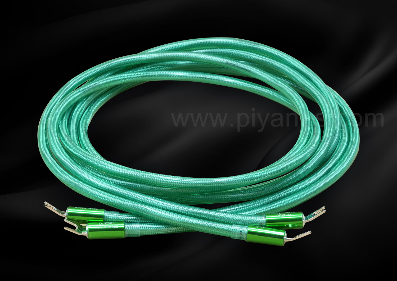 Razzmatazz Speaker Cable 
(Spade to Spade) (2.5M)