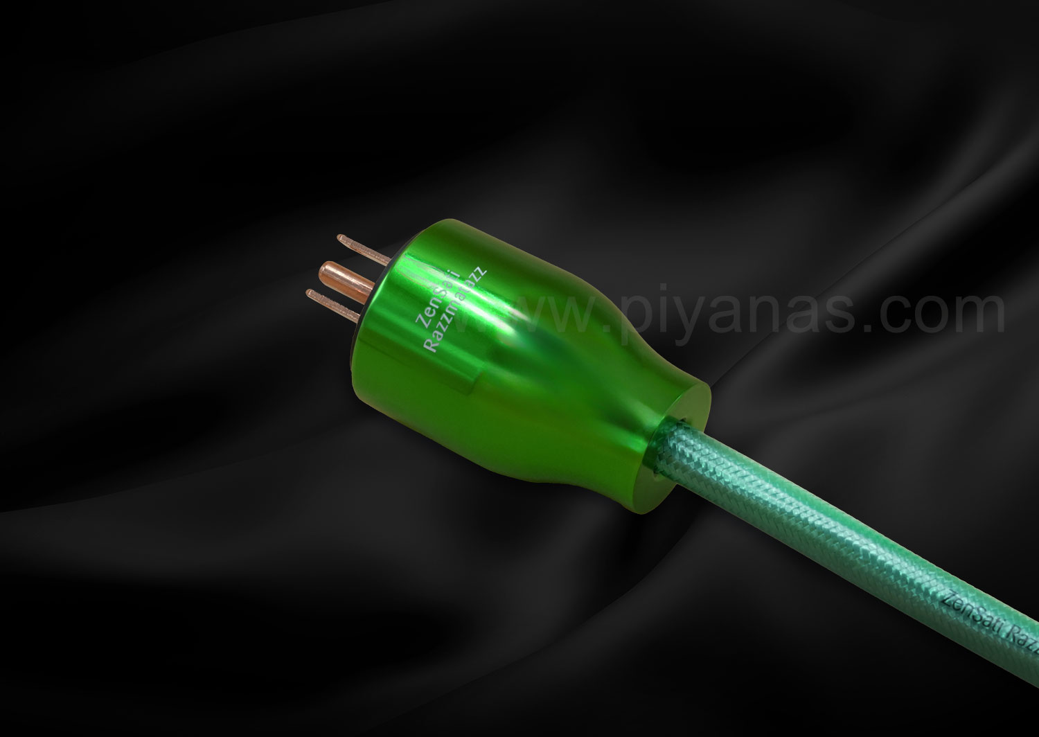 Razzmatazz Power Cable (IEC 19) (2.0M)