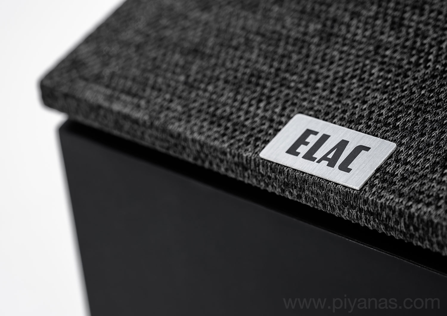 Debut 3.0 / A-4.3 (Black)