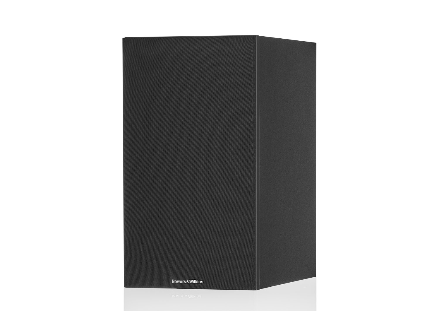 R-N600A (Silver) + B&W 606 S3  (Black)
