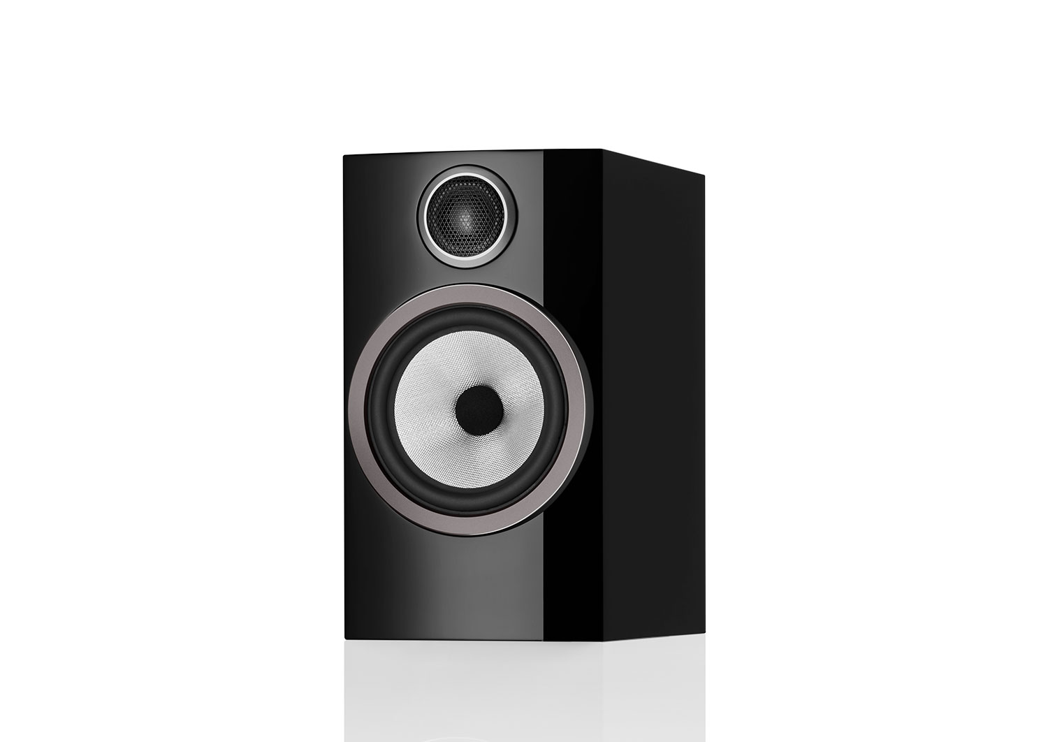 R-N800A (Silver) + 
B&W 706 S3 (Black)