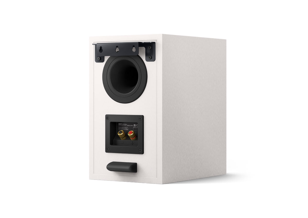 Wiim Amp Pro + 
KEF Q-1 Meta (Satin White)