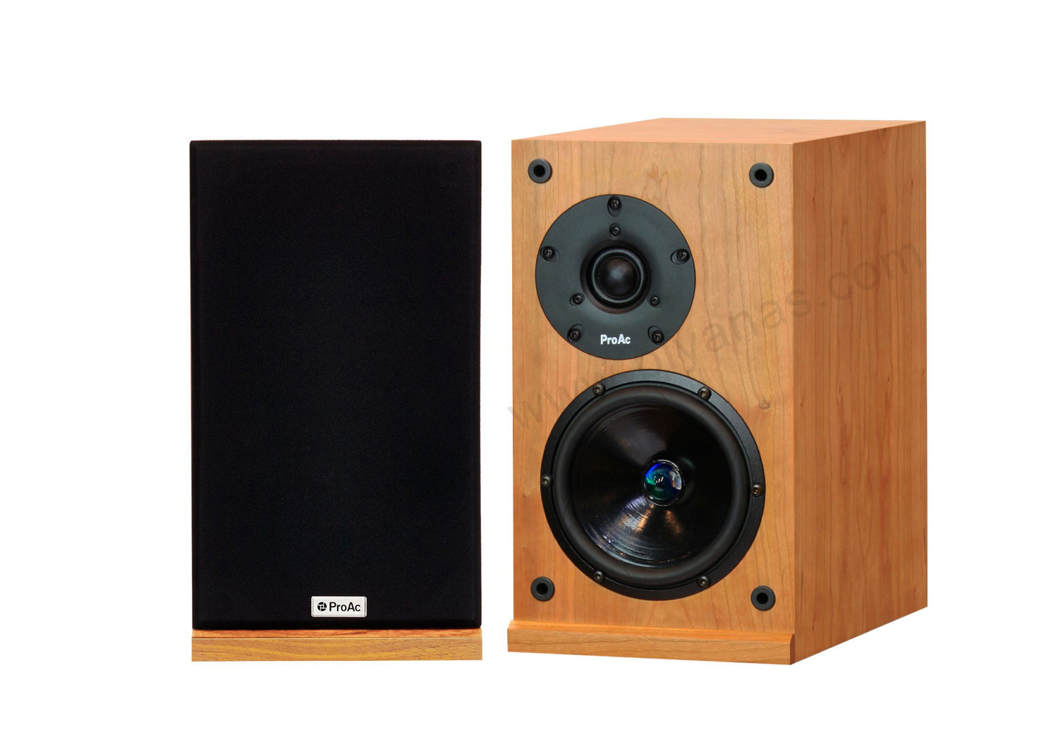 V 40 SE (Black) +
Response DB-1 (Cherry)