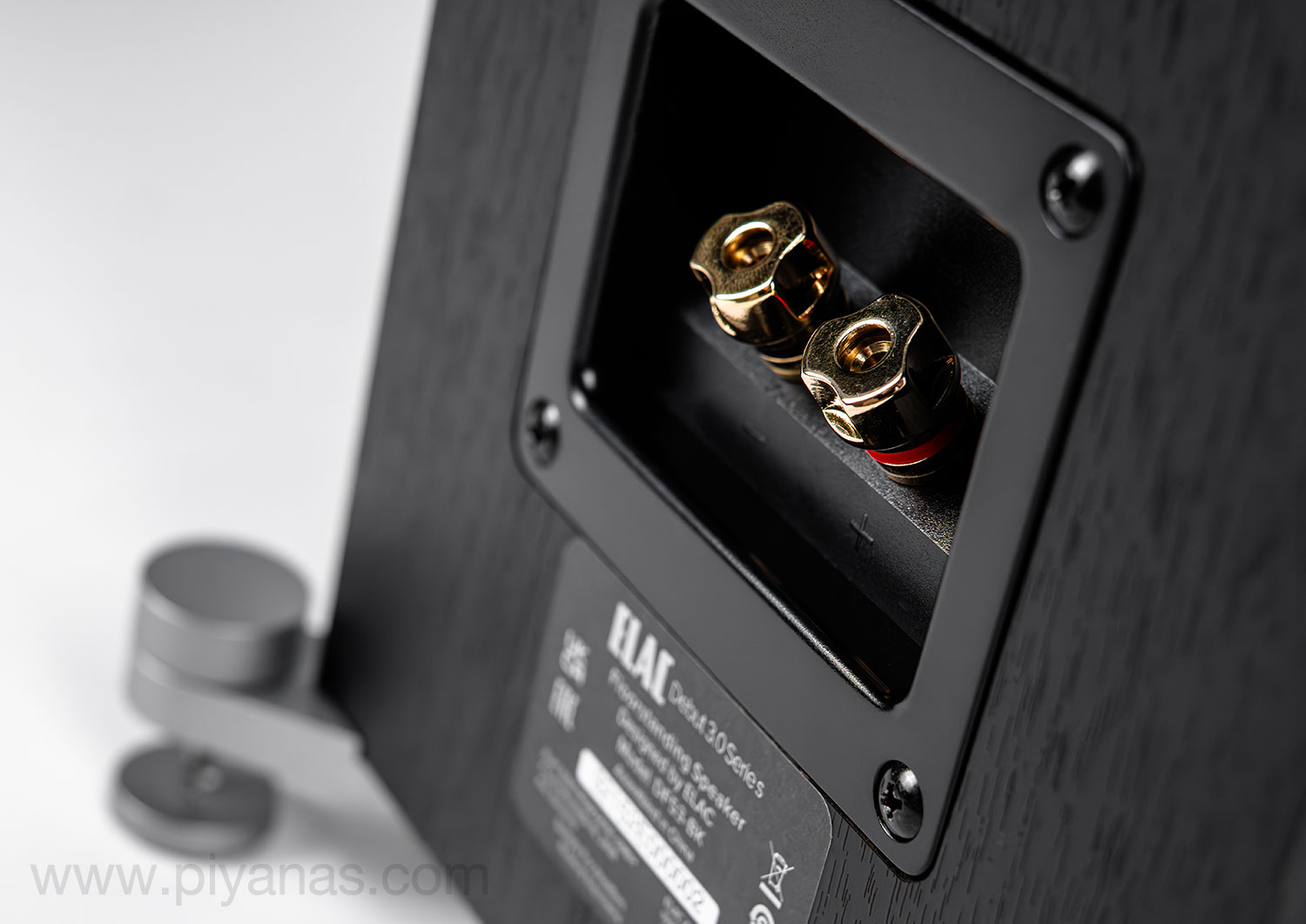 Amp Ultra + Elac Debut 3.0 / F-6.3 (Black)