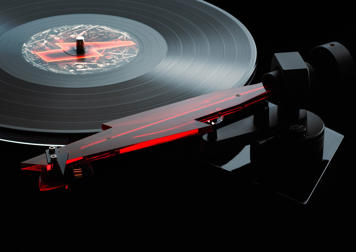 AC/DC Limited Special Edition (Piano Black)