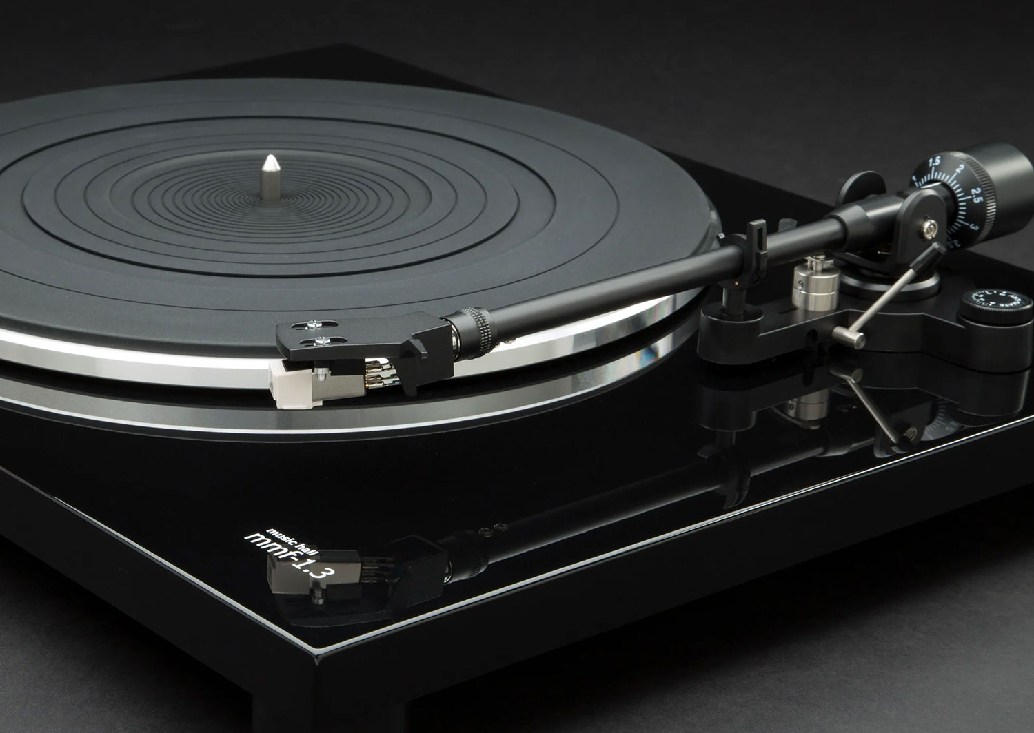 MMF-1.3 (พร้อมหัวเข็ม Audiotechnica รุ่น AT3600L) (Black)