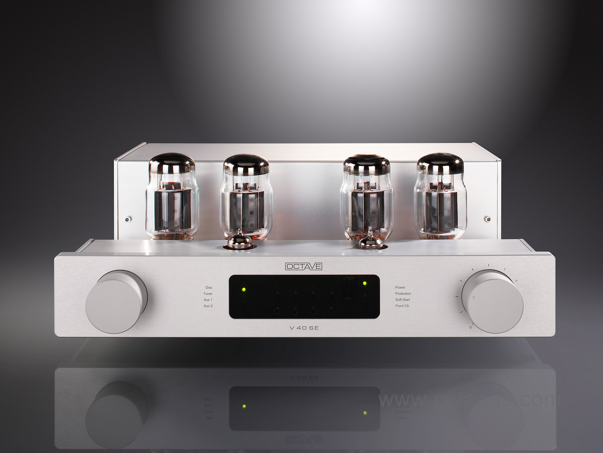 V-40 SE+705 S3 Signature