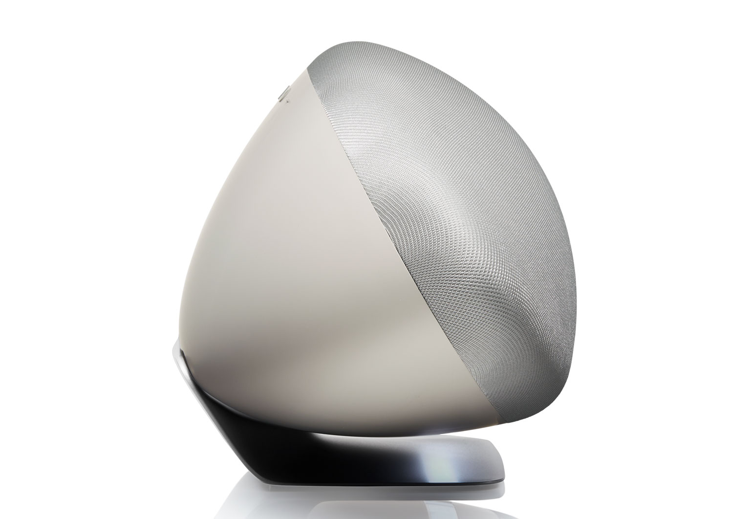 Zeppelin (Pearl Grey) 
สินค้าตัวโชว์ราคาพิเศษ